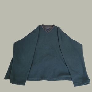 Basic Editions Men's Dark Green V-Neck Sweater